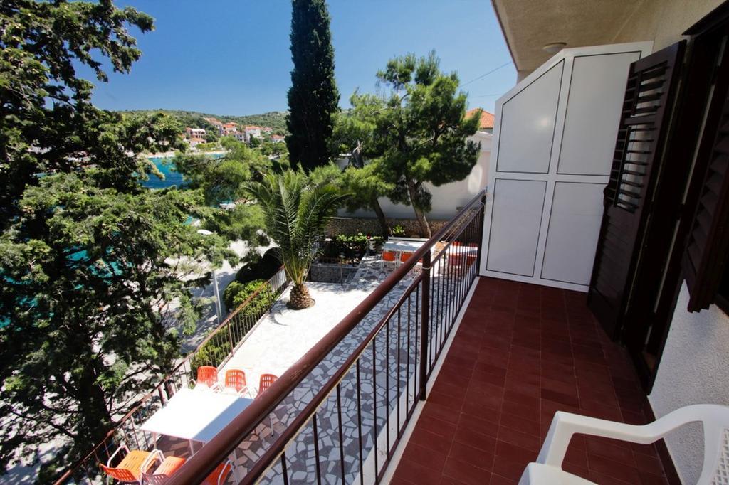 Apartments And Rooms Porto Ražanj 客房 照片