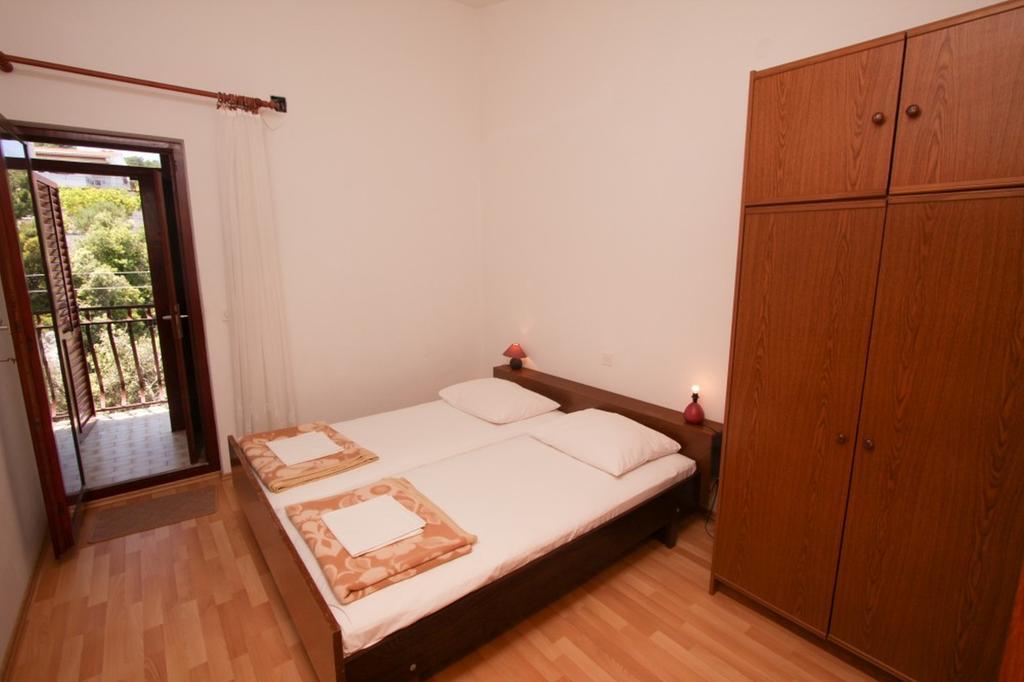 Apartments And Rooms Porto Ražanj 客房 照片