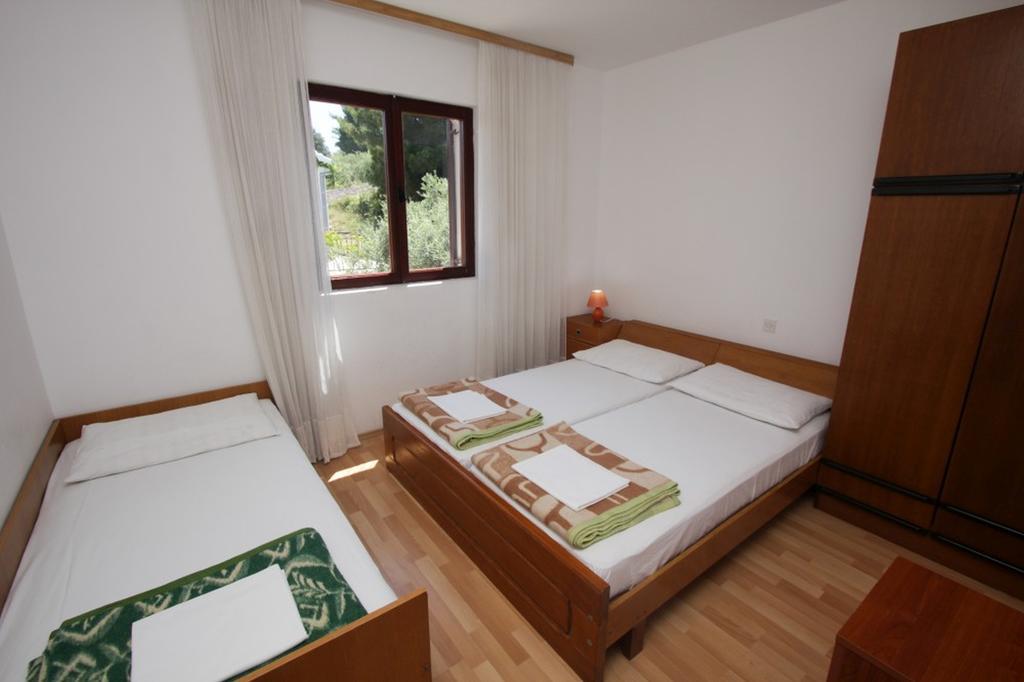 Apartments And Rooms Porto Ražanj 客房 照片