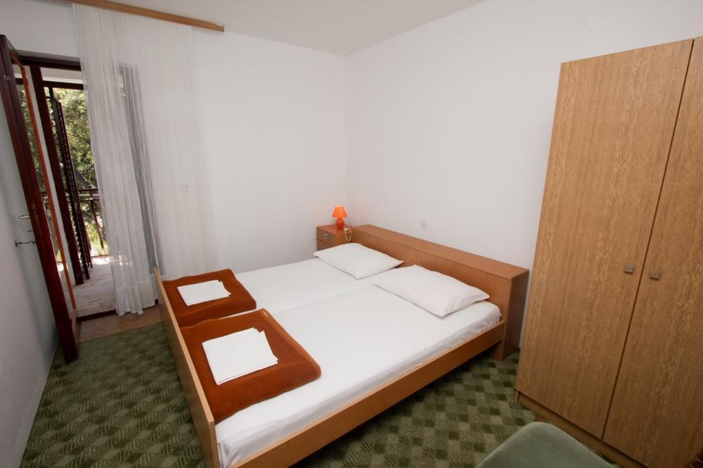 Apartments And Rooms Porto Ražanj 客房 照片